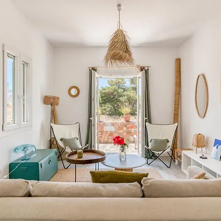 Paros Spiti Mataki Holiday home *